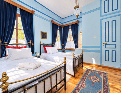 Domniki room